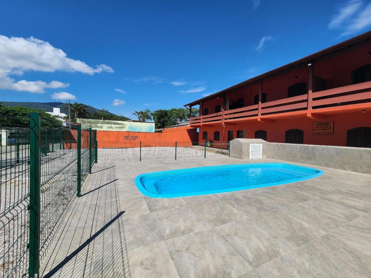 0001.05 - Maranduba - Apto - 2 Dormitorio - 8 Pessoas - 2 Quadras Do Mar - Piscina - Wi-Fi Ubatuba Exteriör bild
